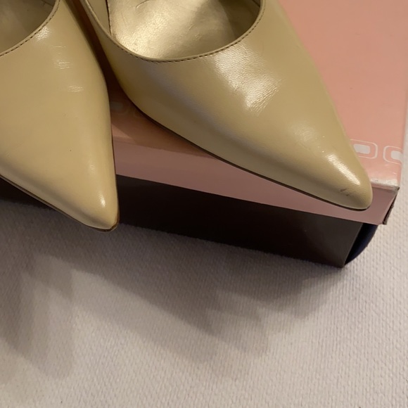 Bandolino Pointy toe heels - Picture 3 of 4